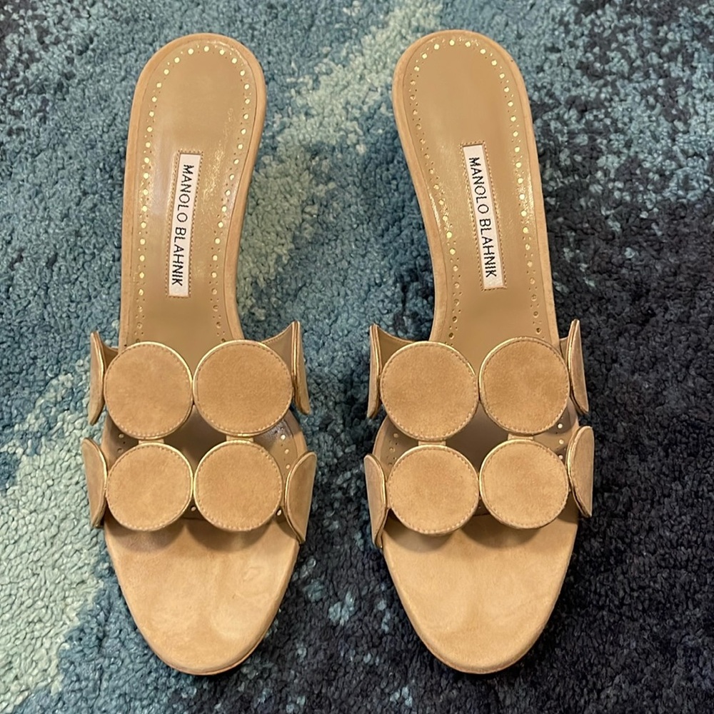 Manolo Blahnik Haribalmu Slides NWT - Picture 3 of 8